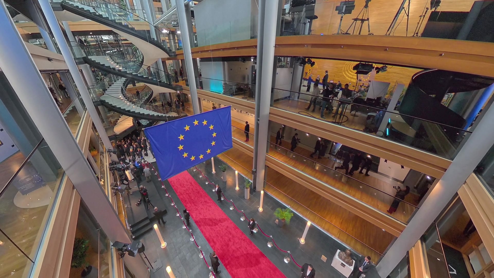 European Parliament Stockshots 10th Parliamentary Term: cinematic views of buildings in Strasbourg